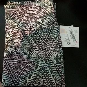 NWT XS Lularoe Cassie